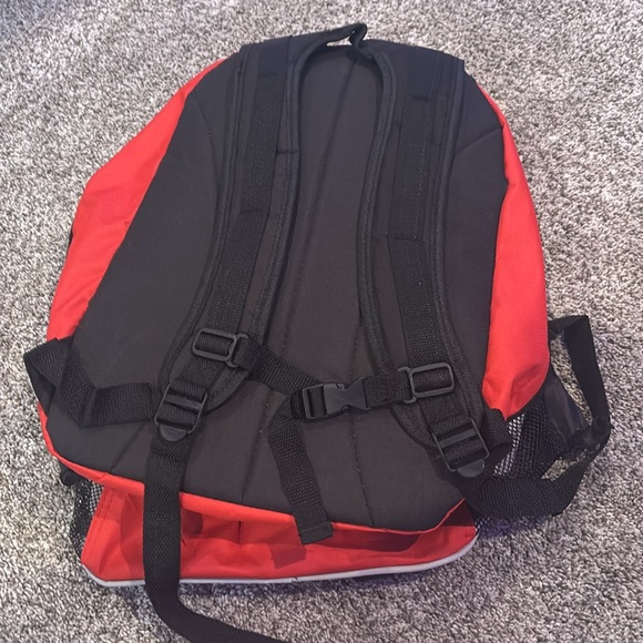 Multi-Use Backpack - Picture 8 of 9